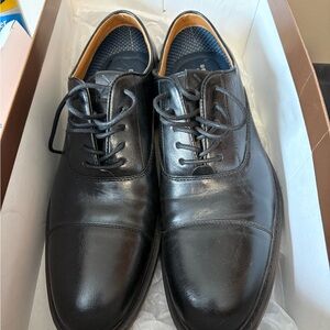 Denver Hayes Black Leather Oxfords